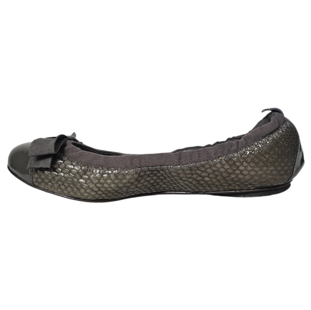 Tory Burch Snake-Effect Cap Toe Leather Ballet Flats Bow Gray 6.5
